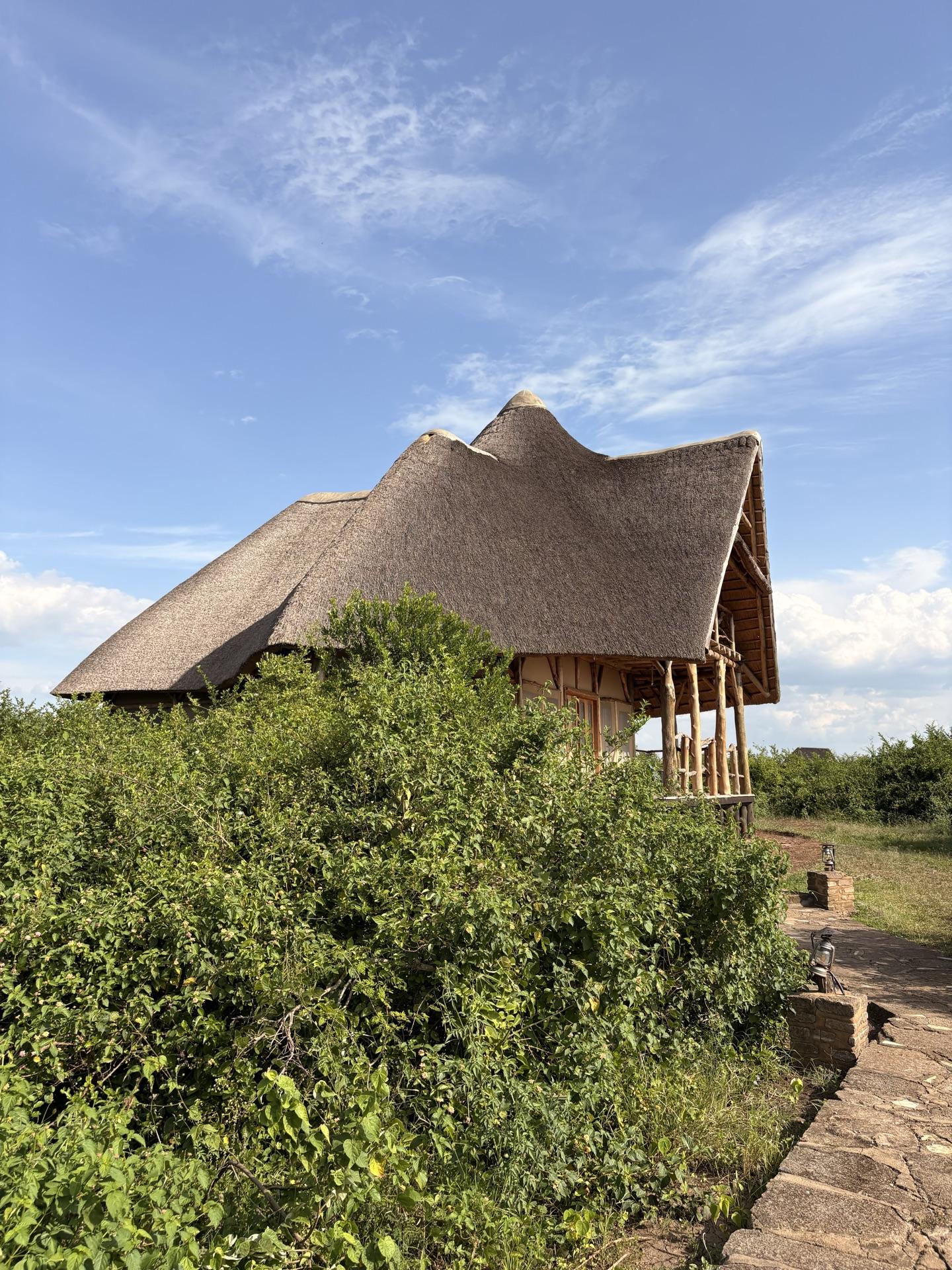 Aardvark Safari Lodge — Photo 1
